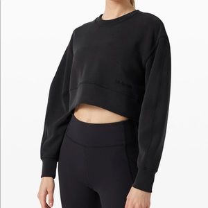 NWT Lululemon Soft Ambitions Crop Crew (XS/S) BLK